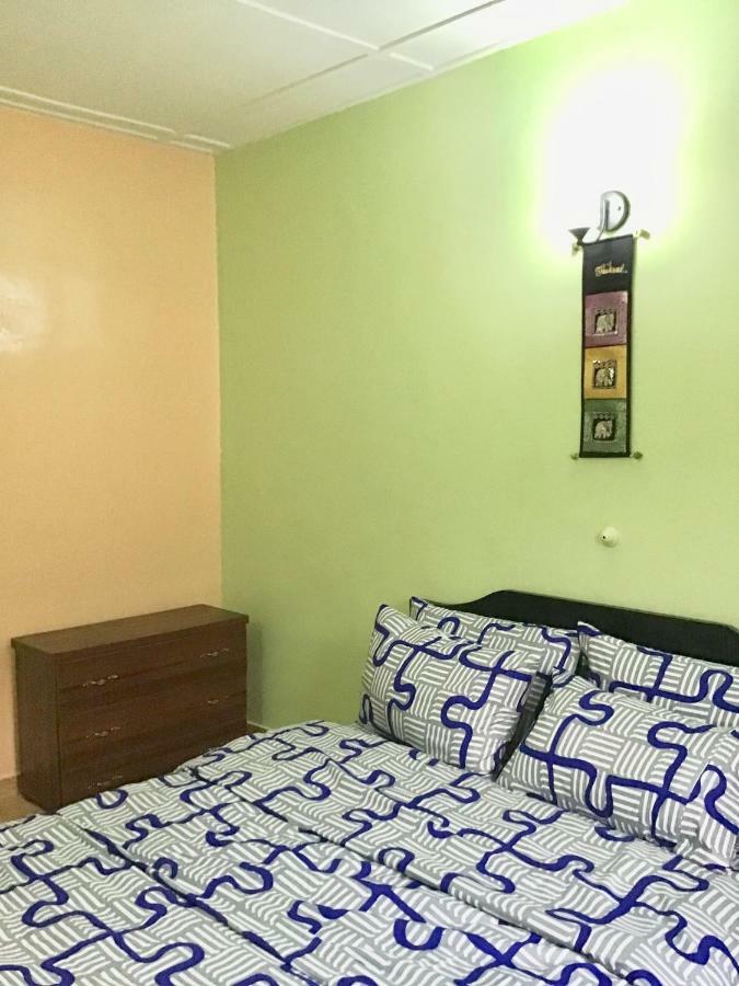 Gees Shortlets Apartments Lagos Ngoại thất bức ảnh