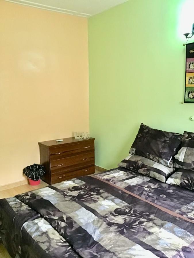 Gees Shortlets Apartments Lagos Ngoại thất bức ảnh